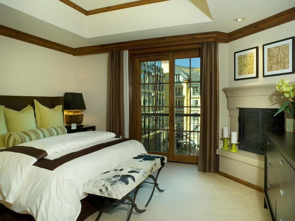Legendary Lodging At The Ritz Vail Buitenkant foto