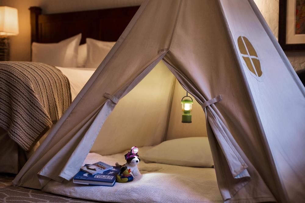 Legendary Lodging At The Ritz Vail Buitenkant foto